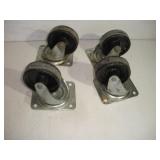 CASTERS W/ 4IN WHEELS
