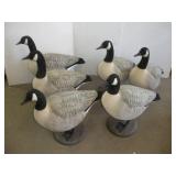 FULLY FLOCKED GEESE DECOYS
