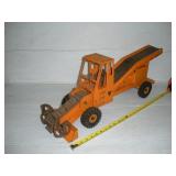 VINTAGE ADAMS - NYLINT 'TRAVEL LOADER' METAL--