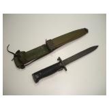 VIETNAM ERA US BAYONET W/ SCABBARD
