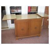 FOLDING TOP DRINK BAR W/