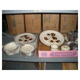 32 PCS IRONWARE DISH SET SERVICE FOR 4 W/ EXTRAS