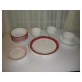VINTAGE CORELLE -CRIMSON TRELLIS