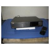 SONY VHS-HIFI PRO 4  PLAYER W/ REMOTE (SLV-676UC)