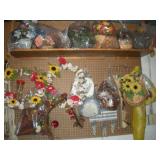 WREATH & DECORATIONS