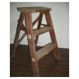 2 STEP WOODEN FOLDING LADDER 22 INCH TALL