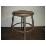 15 INCH ROUND METAL WORK STOOL 18 INCH TALL