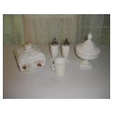 WESTMORELAND MILK GLASS W/