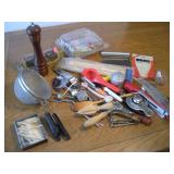 KITCHEN UTENCILS