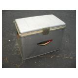 VINTAGE THERMASTER COOLER