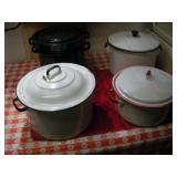 ENAMEL STOCK & SOUP POTS W/LIDS