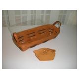 LONGABERGER BREAD BASKET-RFE 1993- 12 IN LONG