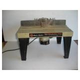 B&D ROUTER W/ TABLE 115V