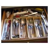 FLATWARE AND UTENCILS CONTENTS OF DRAWER