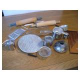 COOKING UTENCILS
