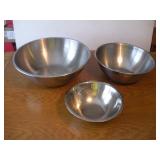 LARGE STAINLESS STEEL MIXING BOWLS
