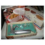 KITCHEN GADGETS