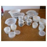 VINTAGE GLASSBAKE 'BLUE ONION' DISH SET