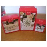 LENOX CHRISTMAS UTENCIL HOLDER AND
