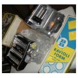 NOODLE MAKERS & RAVIOLI PRESS