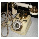 VINTAGE TELEPHONE
