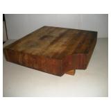 BUTCHER BLOCK CUTTING BOARD