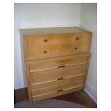 MID CENTURY MODERN AMERICAN CHEST OF