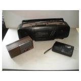 VINTAGE RADIOS
