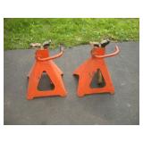(2) 6 TON JACK STANDS   15IN TALL
