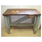 4FT WORK BENCH W/ WOOD VISE 48X24X36