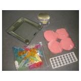 ASSORTED BATHROOM ITEMS