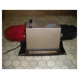 TOASTMASTER SHOE POLISHER