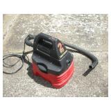 CRAFTSMAN 2 GAL WET / DRY VAC