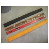 (2) 4FT LEVELS W/ CASES