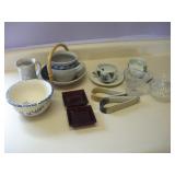 ASSORTED DECORATIVE GLASSWARE