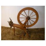 VINTAGE SPINNING WHEEL