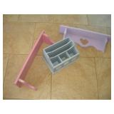 SHELVES AND ORGANIZER