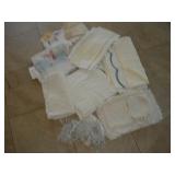 TABLE COVERS AND PLACEMATS