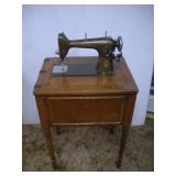 VINTAGE FREE WESTINGHOUSE ELECTRIC SEWING MACHINE