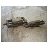 SCISSOR JACKS