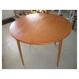 OAK TABLE 41X41X31