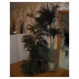 4 FAUX PLANTS