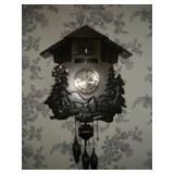 BATTERY OPP RESIN CUCKCOO CLOCK 20 X 33 INCH