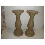 2 RESIN PLANT STANDS 23 INCH TALL