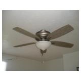LIGHTED CEILING FAN 52IN