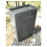 (100) 11 x 21 inch Plastic Plant Trays