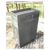(100) 11 x 21 inch Plastic Plant Trays