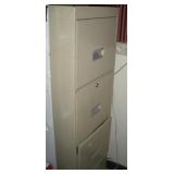 4 DRAWER FILE CABINET 18 X 15 X 52 INCH