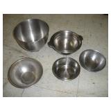 (5) STAINLESS STEEL MIXING BOWLS