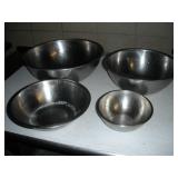STAINLESS STEEL MIXING BOWLS